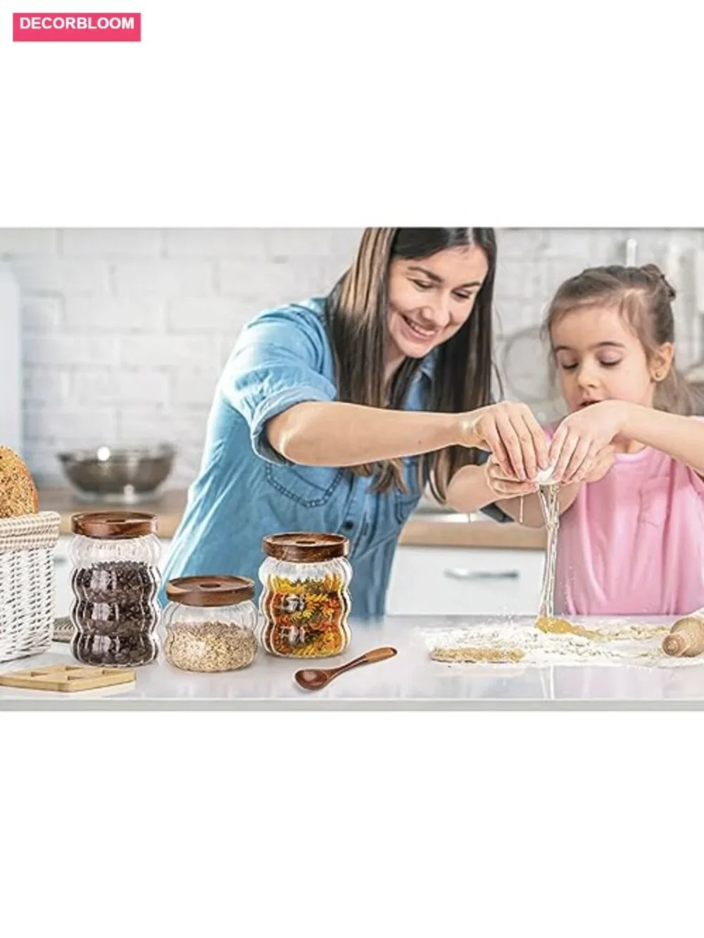 Glass Food Storage Jar with Airtight Acacia Wood Lid, 700ml